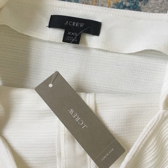 J crew NWT! | Textured button-front tank cream - Picture 4 of 7